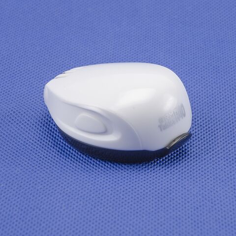 Пластиковая полуавтоматическая оснастка для печатей, со встроенной подушкой, д. 40 мм, белый корпус.